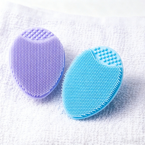 แปรงล้างหน้าซิลิโคนอเนกประสงค์สำหรับนวดรูขุมขนจมูกและอาบน้ำเด็ก - Product Image 4