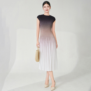 <span class=keywords><strong>Abbigliamento</strong></span> all'Ingrosso, Abiti Femminili alla Moda, Vestiti Estivi Casual di Alta Qualità con Effetto Sfumato Elasticizzato - Product Image 1