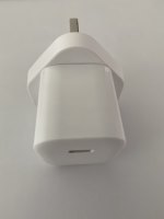 Cargador PD de 20W con Enchufe UK, Molde Privado de Tamaño Pequeño, Precio de Fábrica, Venta en Línea, 5V3A 9V2.22A 12V1.67A, Cargador Rápido USBC