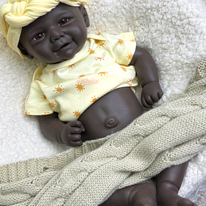 Realistische 17 Zoll schwarze Haut Baby Girl <span class=keywords><strong>Dolls</strong></span> Custom ized <span class=keywords><strong>Black</strong></span> Reborn Baby <span class=keywords><strong>Dolls</strong></span> Schwarzes Mädchen Silikon puppe - Product Image 5