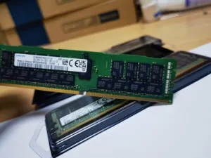 Diskon besar Sam Sung SK MT DDR4 RAM 32GB kuantitas besar dalam stok pabrik harga grosir 2Rx4 PC4-2933Y-RB2-12-DC1