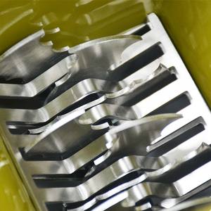 Broyeur d'appâts pour la pêche au match avec broyeur manuel pour noix tigrées et granulés - Product Image 6