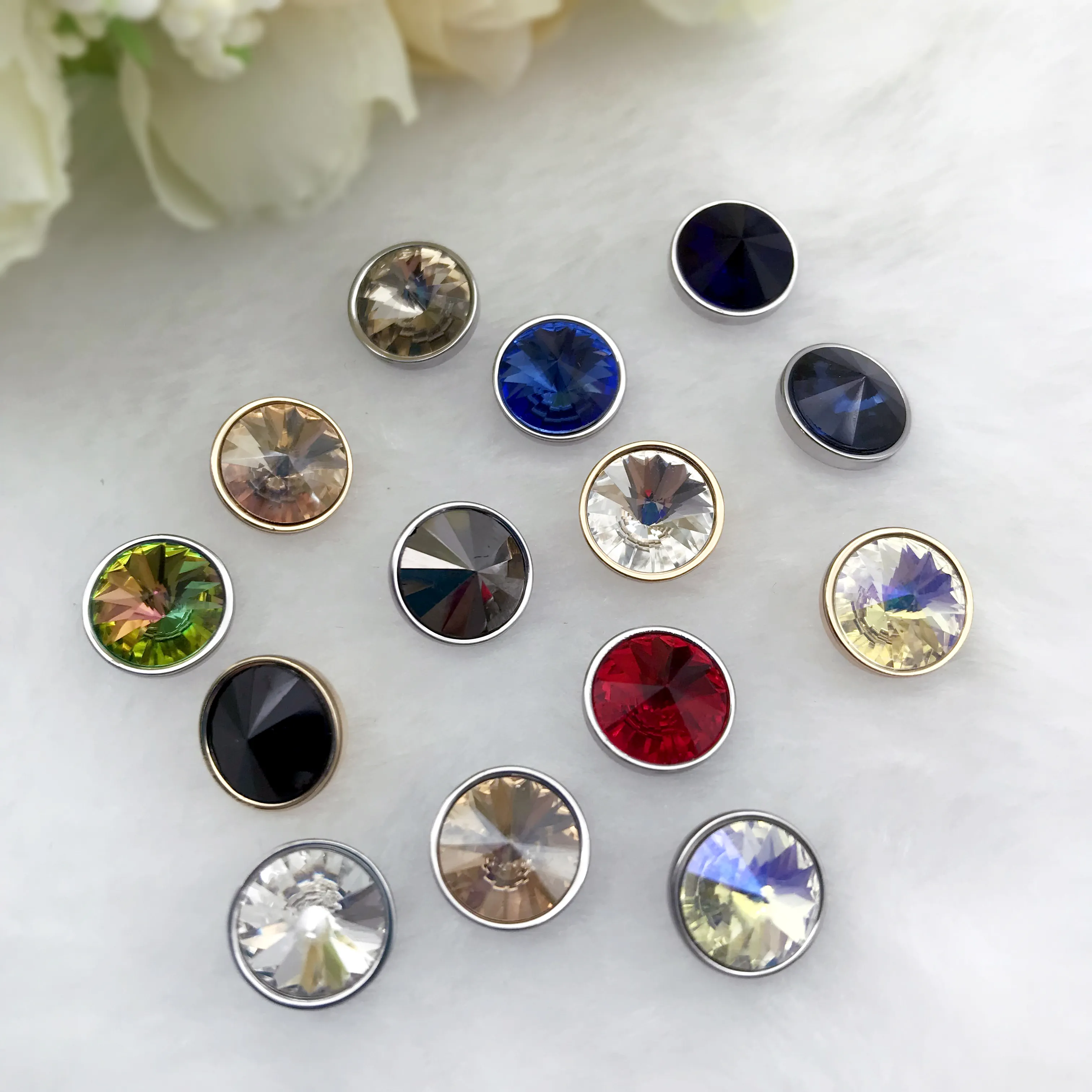 11.3mm diamond sharp shape rhinestone buttons with metal setting