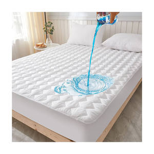 Protector de colchón de tamaño Queen, almohadilla de Cubierta acolchada impermeable, bolsillo profundo, suave <span class=keywords><strong>y</strong></span> cómodo, transpirable, vinilo gratis (Queen) - Product Image 1