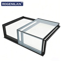 Tragaluces de Aluminio Motorizados a Medida Rogenilan, Resistentes al Agua, con Vidrio Templado, en Forma de L, para Exteriores