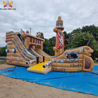 Château gonflable commercial en forme de bateau pirate avec toboggan aquatique, capacité de 10 personnes, en PVC, installation facile, pour enfants en plein air