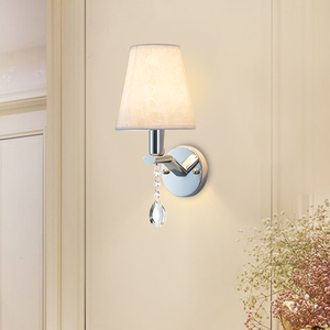 Nouveau Design prix usine Tissu Applique murale chevet villa couloir salon moderne intérieur Argent cristal appliques - Product Image 1