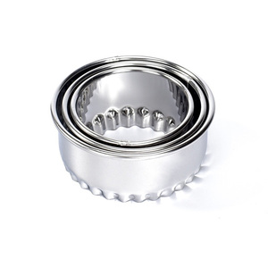 Molde para Hacer Empanadas de Acero Inoxidable, Cortador de Masa para Empanadas, Raviolis y Pasteles - Product Image 2