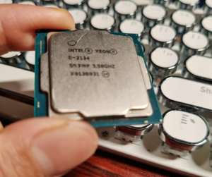 Used for Xeon E-2134 4C 3.50GHz 71W 8MB SR3WP Processor <b>LGA</b> <b>1151</b> Socket Desktop 3.5 GHz Speed Ensures Fast Performance for Deman - Product Image 4