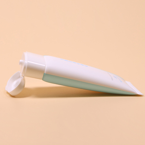 Tubo de protección solar cosmético con punta de boquilla larga y tapón de rosca de fórmula Tubo cuadrado plano de plástico de impresión offset - Product Image 2