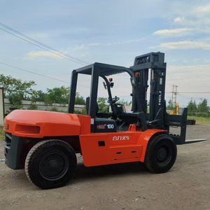 Montacargas Diésel de Combustión Interna de 10 Toneladas de Capacidad, Alta Eficiencia, Desplazador Lateral Hidráulico, Neumáticos Sólidos, Mástil de Dos Etapas, Asiento para Operador - Product Image 4