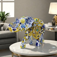 Figura Artística de Elefante Bebé Esculpida en Resina Epoxi, Personalizada, de Venta Caliente Transfronteriza, Arte Folclórico Coleccionable para el Hogar y Festividades