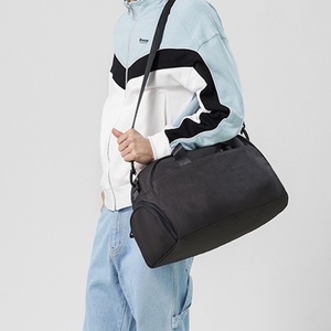 Customized Logo Women's Weekend Overnight Gym Sports Waterproof Canvas Luggage <b>Bag</b> <b>Travel</b> Duffel <b>Bag</b> Zipper <b>Storage</b> Makeup - Product Image 4