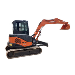 Mini-excavatrice sur chenilles HITACHI Zx55us avec godet de terrassement de 0,16 m³ de capacité, poids opérationnel de 5 tonnes, dents de rechange et marteau brise-roche - Product Image 1