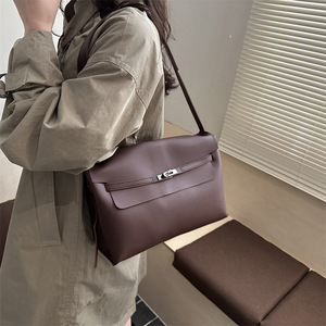 Borsa a Tracolla Piccola Quadrata da Donna 2025, Grande Capacità, Nuova Moda Invernale, Design Casual in Tinta Unita con <span class=keywords><strong>Texture</strong></span> Trendy - Product Image 3