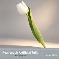 Tulipes transparentes en forme d'œuf, fleurs artificielles aquatiques jaunes, roses et oranges pour la décoration commerciale moderne et les mariages