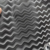 Cuir synthétique semi-PU texturé gaufré imperméable pour canapés et sièges de moto