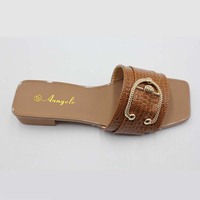 Mules d'été de luxe pour femme, nouveau design unique, sandales à talon, chaussures tendance et durables
