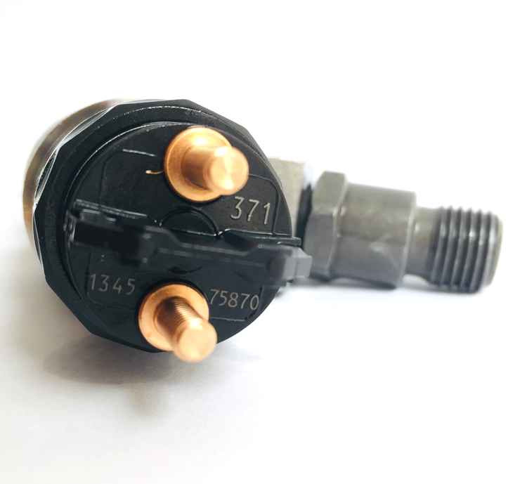High Quality New Diesel Fuel Injector 0445120361 Common Rail Injection Nozzle 0445120371 With Nozzle DLLA145P2397 For IVECO