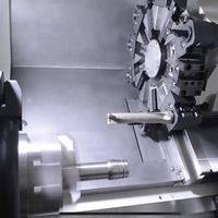 Mesin Bubut CNC Fanuc Single Spindle Tugas Ringan 12 Stasiun Perkakas Presisi 0.003mm 300mm Panjang Kerja Tipe Slant Bed 220V