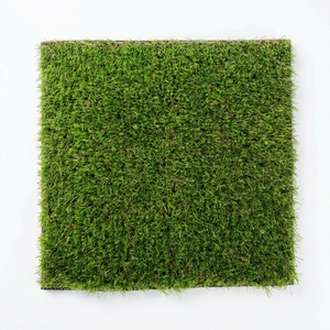 Gazon artificiel ignifuge vert 4,4'x49,2' en polyéthylène haute densité pour terrasse, installation facile, style moderne - Product Image 3