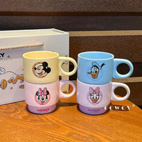 Mug en céramique empilable mignon Mickey Minnie en co-marque, nouvelle arrivée haut de gamme pour femmes, tasse à café, cadeau d'anniversaire