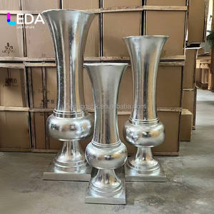 Jarrón Alto Dorado de Lujo Estilo Indio LEDA, Centro de Mesa para Bodas, Soporte Grande de Metal para Flores, Decoración para Mesa de Eventos y Fiestas - Product Image 6