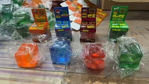 Needoh Nice Cube, Cubo Antiestrés Pepsi, Needoh Squishy Sprite, Cubo Blandito Antiestrés, Objeto para Apretar y Aliviar la Presión - Product Image 3