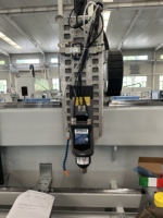 Centro de Mecanizado CNC de Alta Precisión PARKER de 4 Ejes para Perforación y Fresado de PVC/UPVC/Aluminio, Máquina Motorizada para Fabricación de Ventanas