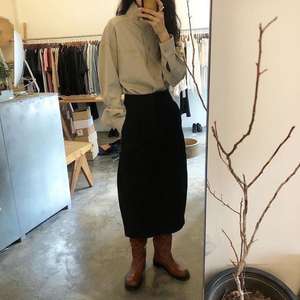 Diseño personalizado <span class=keywords><strong>de</strong></span> otoño elegante cuello alto <span class=keywords><strong>boca</strong></span> inclinada suelta Color sólido Casual manga larga blusa camisas para mujeres - Product Image 4