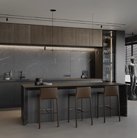Armoires de cuisine modernes de luxe sur mesure avec bois massif et îlot en marbre imperméable pour résidences de luxe modernes