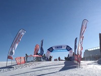 RTS boutique Sports de plein air événement publicité drapeaux promotionnels bannières 2m 3m 4m plage Promotion bannière volante Double plume pas cher
