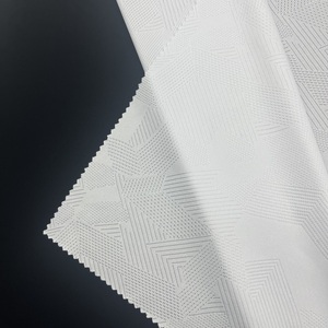 Tessuto a Maglia Sportivo in Poliestere Bianco con Motivo Geometrico Jacquard, Traspirante e ad Asciugatura Rapida per Maglie e Abbigliamento Sportivo - Product Image 5