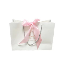 Elegante cadeau tas op maat, gouden opdruk, kleurrijke platte handgreep, kunstpapier, haarvouwbare bedrukte witte winkel- en recycle tas