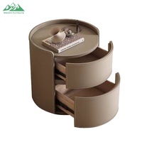 Meja Nakas Silinder Modern Wayon dengan 2 Laci dan Desain Pagar Atas yang Ditinggikan