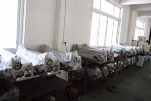 JS-700E חם להמיס Coater מדריך צד הדבקה מכונה עור דבק מכונת רולר - Product Image 3