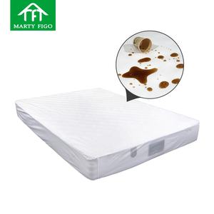 Alfombrilla de bambú personalizada para cama acolchada, protector impermeable para colchón y sábanas - Product Image 2