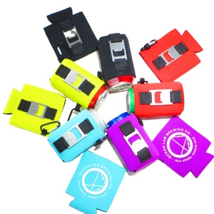 ที่วางขวดเบียร์แบบพับได้พร้อมที่เปิดขวดและคาราไบเนอร์ - Product Image 1