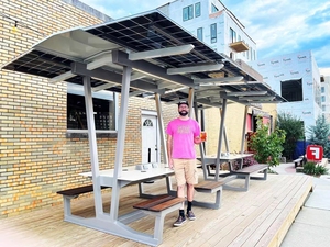 <span class=keywords><strong>Solar</strong></span>-Tischlampen <span class=keywords><strong>Solar</strong></span>-Tischlampe für Draußen Intelligenter <span class=keywords><strong>Solar</strong></span>-Picknicktisch zum Aufladen von Handys - Product Image 2