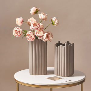 Arreglo Floral Moderno para Decoración del Hogar, Ramo de Flores Secas, Florero de Cerámica Tipo Cliff - Product Image 1