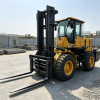 Chariot élévateur tout-terrain SHANNENG 10 tonnes 4x4 diesel, chariot élévateur lourd avec moteur Cummins EPA4 pour l'exploitation minière, les carrières et les chantiers de construction
