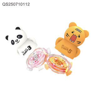 QS desain baru mainan Set Gyro permainan menembak permen 2 dalam 1 hewan kartun plastik 2 warna dengan lampu - Product Image 2