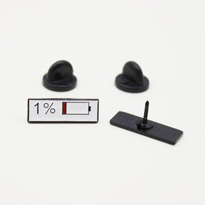 Spilla da bavero in smalto a forma rettangolare creativa con indicatore di batteria del telefono, tema 'Collaborazione che dona energia' - Product Image 5