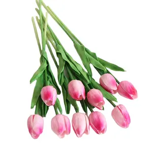 Composizioni di fiori di tulipano artificiale all'ingrosso per la decorazione domestica di nozze con vaso