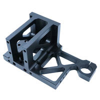 Pièces de support en aluminium usinées CNC de précision, pièces usinées CNC en aluminium anodisé noir sur mesure