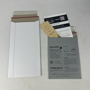 <span class=keywords><strong>Enveloppe</strong></span> rigide avec logo personnalisé imprimé, <span class=keywords><strong>dos</strong></span> en carton rigide, sac d'expédition rigide, <span class=keywords><strong>enveloppe</strong></span> en carton kraft blanc - Product Image 1
