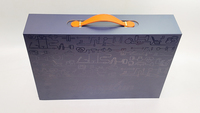 Boîte cadeau en papier kraft écologique rigide magnétique personnalisée de qualité supérieure avec poignée, insert en mousse, portable, réutilisable, recyclable, pour entreprise