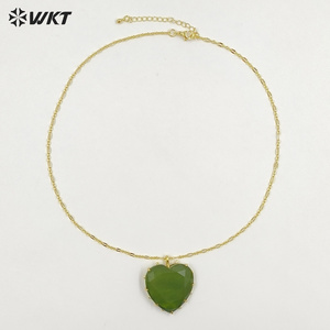 WT-N1525 Maravilloso Collar <span class=keywords><strong>de</strong></span> Cadena Delgada Dorada con Colgante <span class=keywords><strong>de</strong></span> Corazón con Piedras <span class=keywords><strong>de</strong></span> Colores para Fiestas <span class=keywords><strong>de</strong></span> Baile, Joyería a Juego - Product Image 5