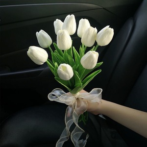 S0630G Nouveau best-seller : Bouquet de mariée artificiel de tulipes, style frais et délicat, accessoire de photographie coréen pour la forêt - Product Image 6