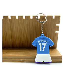Llavero <span class=keywords><strong>de</strong></span> Goma con Diseño <span class=keywords><strong>de</strong></span> Camiseta <span class=keywords><strong>de</strong></span> Fútbol, Ecológico, con Mosquetón, para Aficionados al Fútbol, Souvenir <span class=keywords><strong>de</strong></span> Ronaldo <span class=keywords><strong>De</strong></span> <span class=keywords><strong>Bruyne</strong></span>, Venta al Por Mayor - Product Image 3